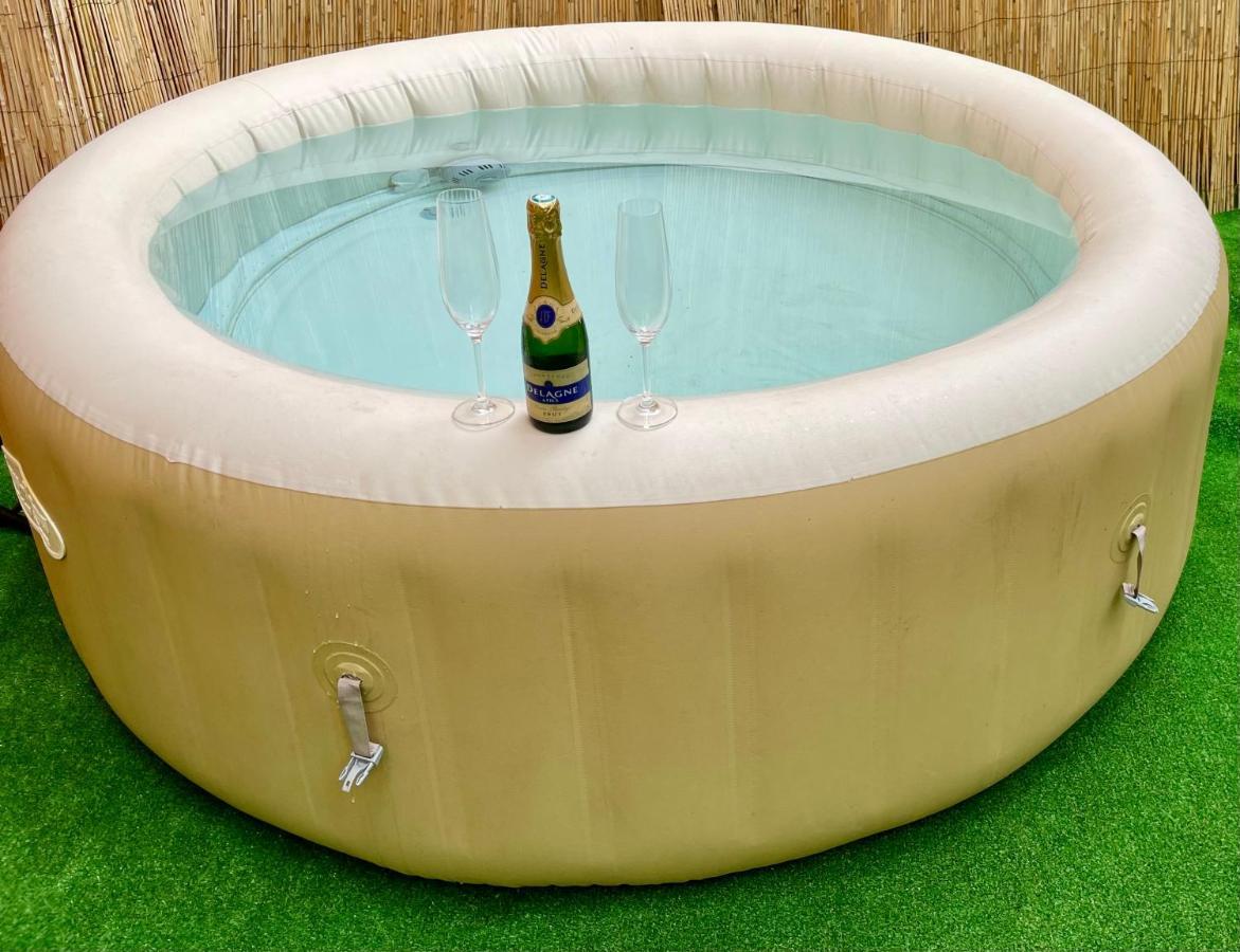 Nouveaute - L'Oasis - T3 - 70 M2 - Jacuzzi Saint-Denis Exterior foto